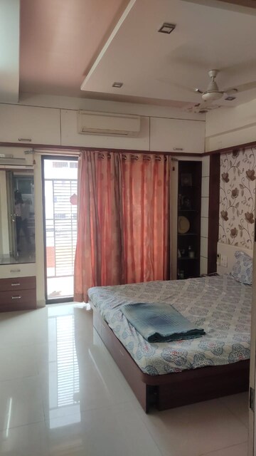 Bedroom in 2 BHK Apartment at Kumar Parisar, Kothrud – for Rent