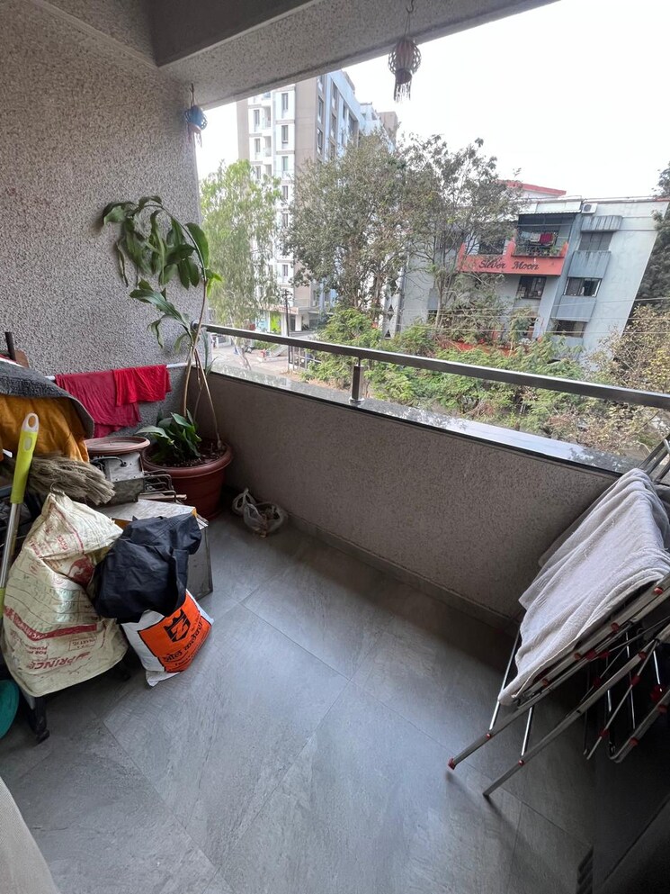 Balcony, gokhale-sashi-madhav 2 Bedroom 929 Sq.Ft. Apartment In Bavdhan Pune 8185444