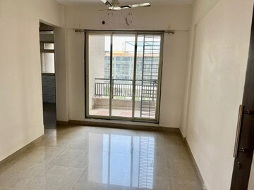 Room in 2 BHK Apartment at Mohan Willows, Badlapur East – for Rent