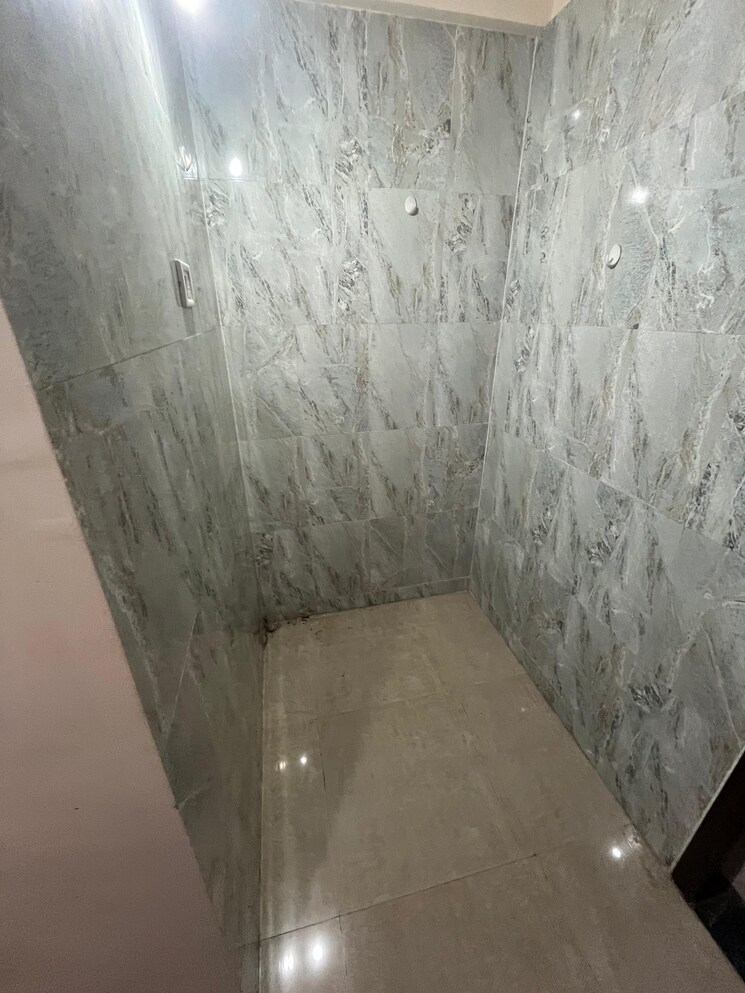 Bathroom, mohan-willows 2 Bedroom 1000 Sq.Ft. Apartment In Badlapur East Thane 8185455