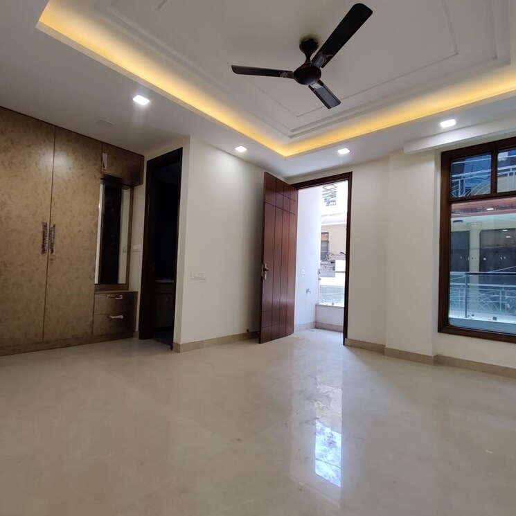 undefined, chattarpur 4 Bedroom 2200 Sq.Ft. Builder Floor In Chattarpur Delhi 8185462