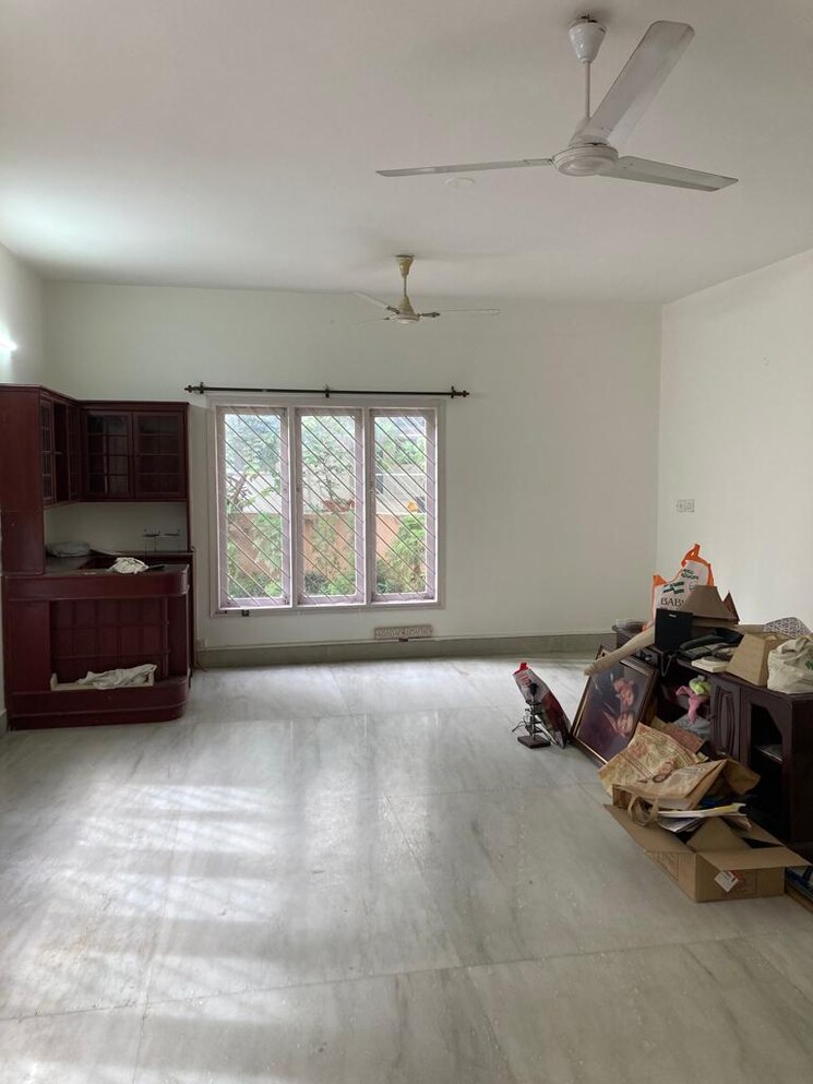 Living Room, vasanth nagar 2 Bedroom 1500 Sq.Ft. Builder Floor In Vasanth Nagar Bangalore 8185470