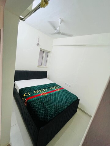 Room in  Pg at Opera House – for Rent