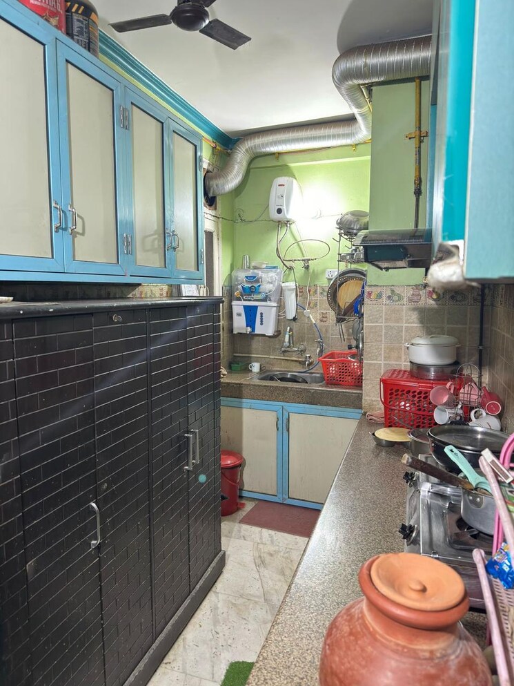 Kitchen, panchsheel vihar 3 Bedroom 900 Sq.Ft. Builder Floor In Panchsheel Vihar Delhi 8185545