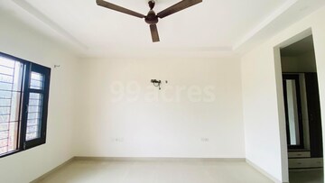 Room in 5 BHK Independent House at Omaxe New Chandigarh, North Mullanpur – for Rent