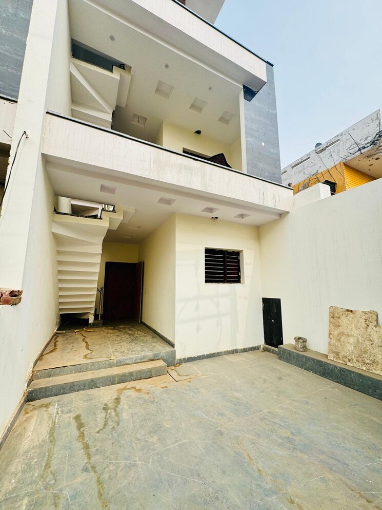 Exterior View, kharar 5 Bedroom 175 Sq.Yd. Independent House In Kharar Mohali 8185555