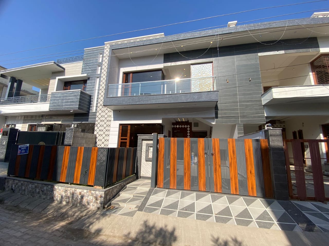 4 BHK Independent House For Sale in Sunny Enclave