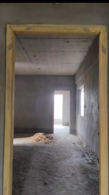 Room in 2 BHK Apartment at Vepagunta – for Sale