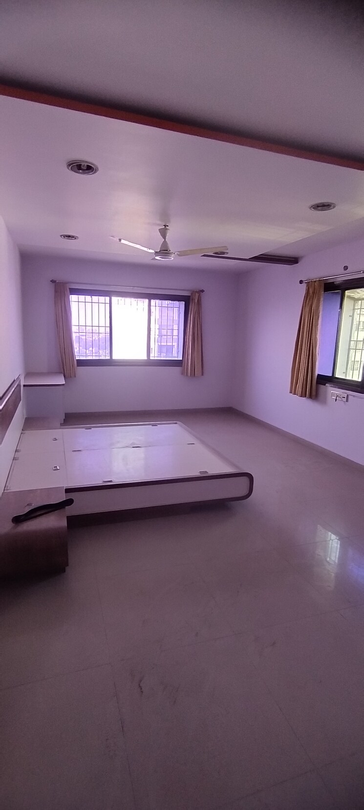 Bedroom, ghod dod road 3.5 Bedroom 2500 Sq.Ft. Apartment In Ghod Dod Road Surat 8185826
