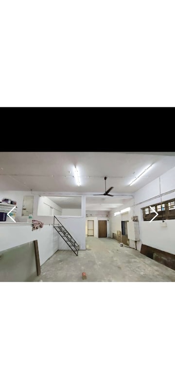 Commercial Warehouse 1800 Sq.Ft. For Rent in Chakala Mumbai  8185793