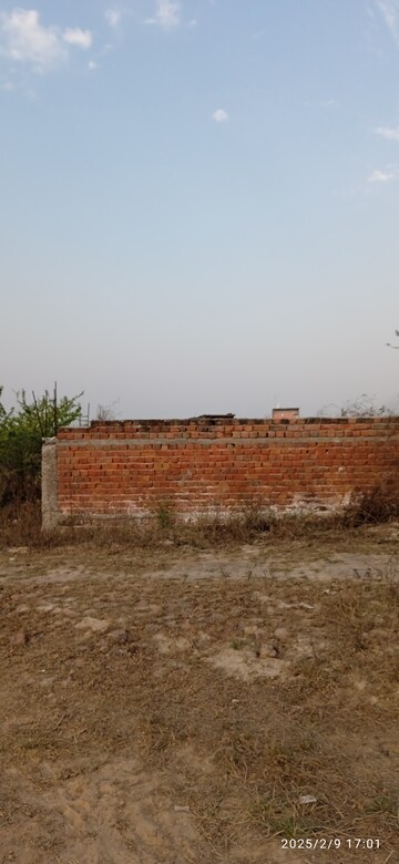  Plot For Sale in Jewar