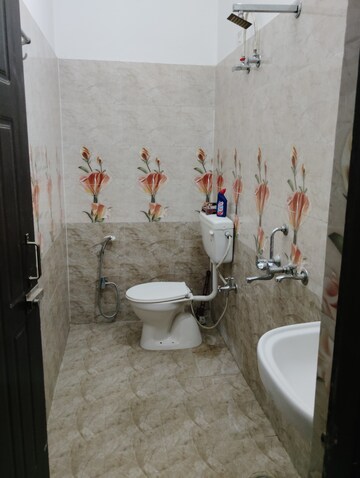 Bathroom in 2 BHK Independent House at Jankipuram – for Rent