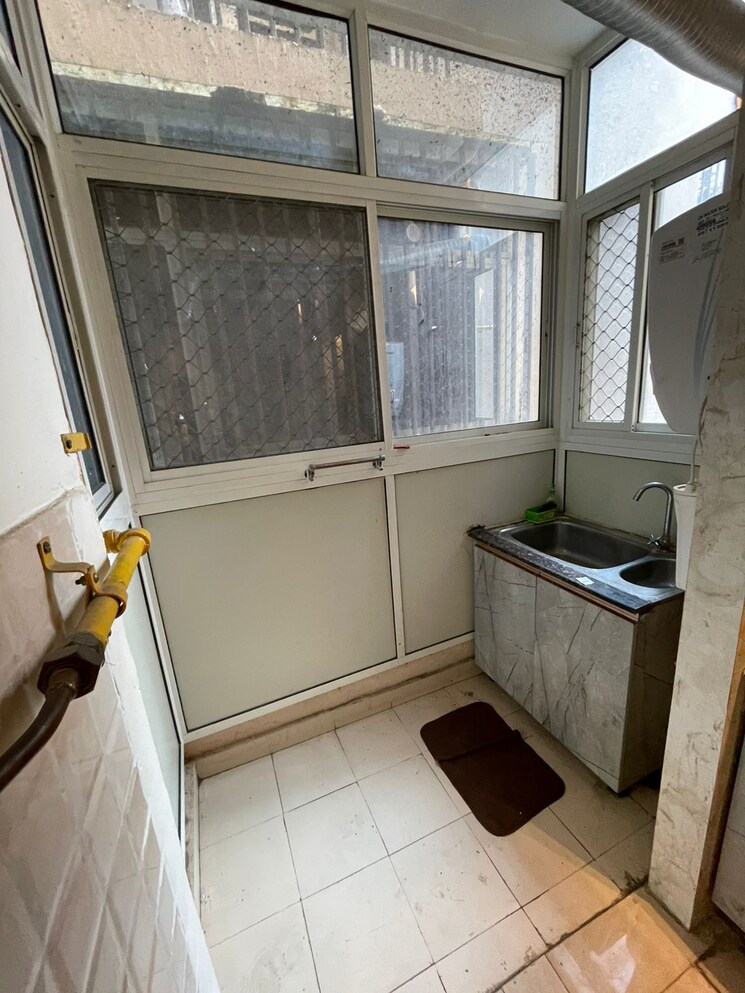 Balcony, gaur-city-2-14th-avenue 3 Bedroom 1175 Sq.Ft. Apartment In Sector 16c Greater Noida Greater Noida 8185909