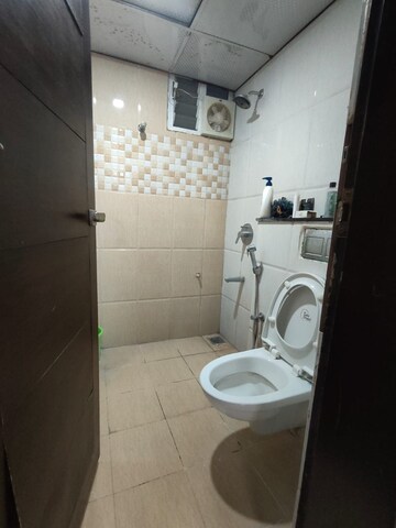 Master Bedroom in 2 BHK Builder Floor at Hsr Layout – for Rent