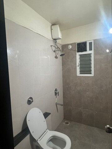 Bathroom in 2 BHK Apartment at Majestique Towers, Kharadi – for Rent