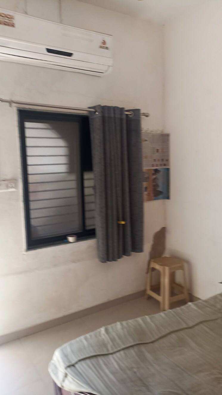 Room, satellite 1 Bedroom 900 Sq.Ft. Villa In Satellite Ahmedabad 8186227