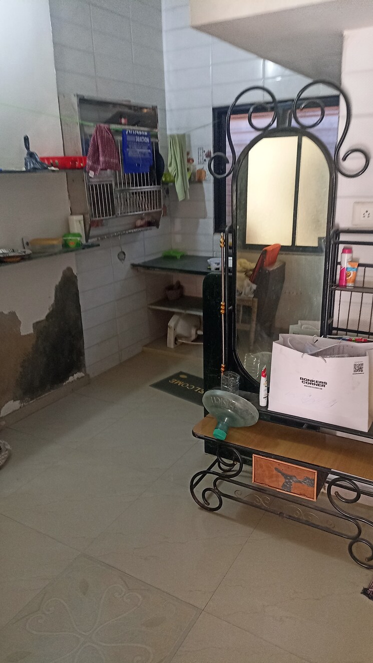 Team Area, satellite 1 Bedroom 900 Sq.Ft. Villa In Satellite Ahmedabad 8186227