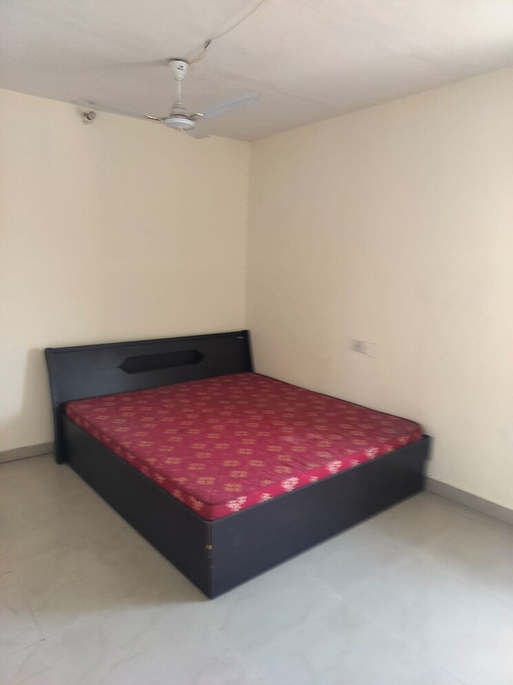 Bedroom, shipra-apartment 4 Bedroom 2800 Sq.Ft. Penthouse In Gomti Nagar Lucknow 8186420