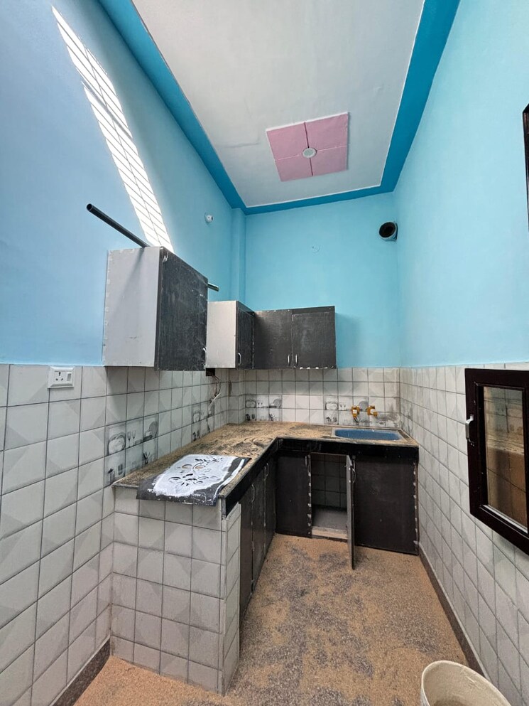 Kitchen, sector 52 2 Bedroom 61 Sq.Yd. Independent House In Sector 52 Faridabad 8186353