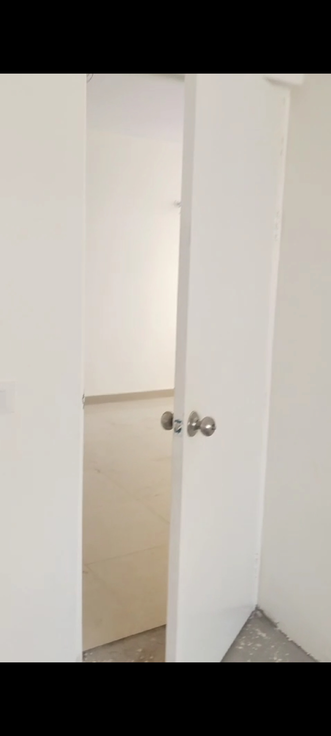 3 BHK + Extra Room Apartment For Sale in Jaypee Greens Kosmos