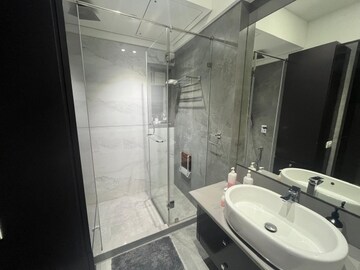 Bathroom in 4 BHK Apartment at Worli Sea Face – for Rent
