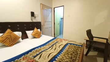 3 BHK Builder Floor For Rent in DLF Vibhuti Khand, Gomti Nagar