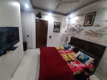 Bedroom in 3 BHK Builder Floor at Sainik Colony – for Sale