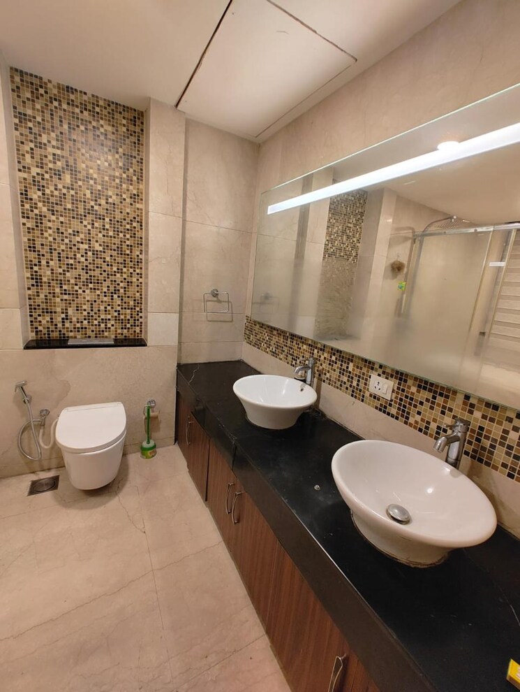 Master Bedroom, m3m-golf-estate 3 Bedroom 4010 Sq.Ft. Apartment In Sector 65 Gurgaon 8186506