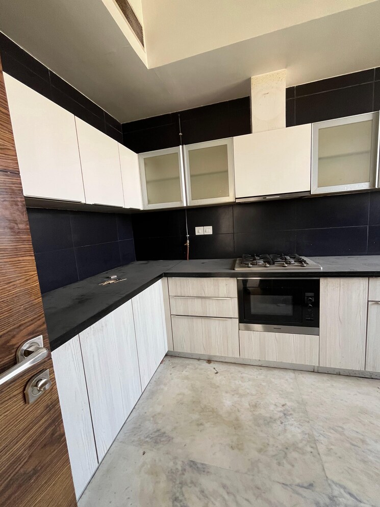 Kitchen, m3m-golf-estate 3 Bedroom 4010 Sq.Ft. Apartment In Sector 65 Gurgaon 8186506