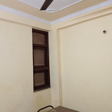 Room in 1 BHK Apartment at Neb Sarai – for Rent