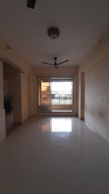 1 RK Apartment For Rent in Jai Vighnaharta CHS, Kalyan East