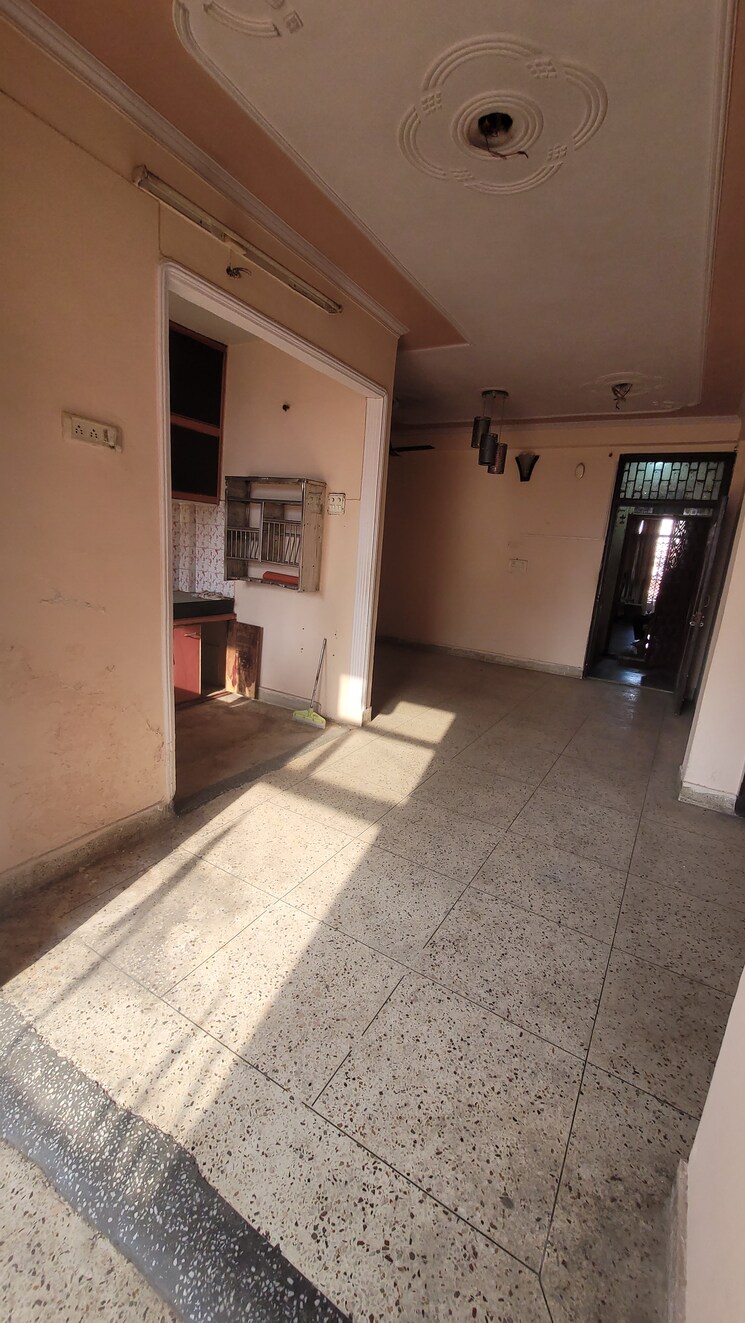 Living Room, dilshad colony 2 Bedroom 850 Sq.Ft. Builder Floor In Dilshad Colony Delhi 8186689