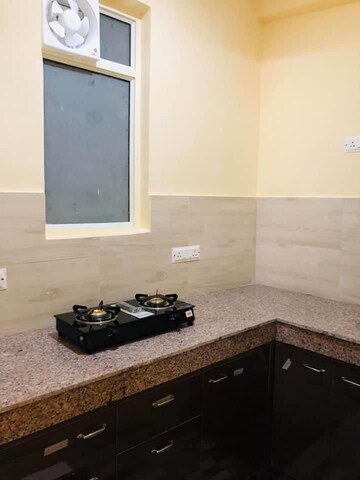 Parking in 2 BHK Builder Floor at DLF City Phase III, Sector 24 – for Rent