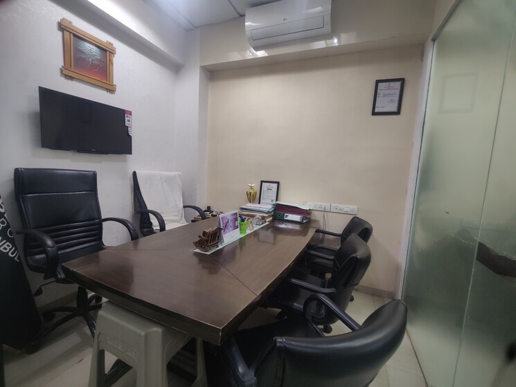 Team Area, kane-plaza Commercial Office Space 400 Sq.Ft. In Malad West Mumbai 8186790