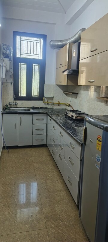 Kitchen in 2 BHK Builder Floor at Niti Khand – for Rent