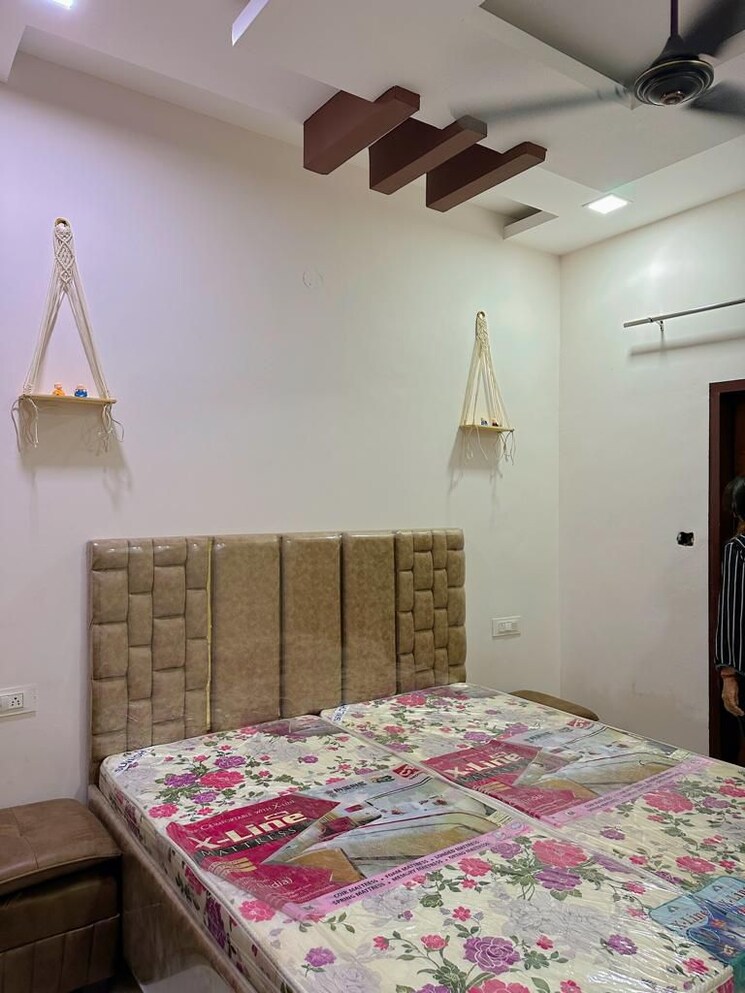 Bedroom, kharar mohali road 2 Bedroom 100 Sq.Yd. Builder Floor In Kharar Mohali Road Kharar 8186837