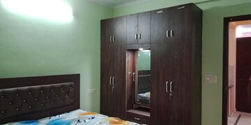 Furnished Amenities in 2 BHK Builder Floor at DLF City Phase III, Sector 24 – for Rent