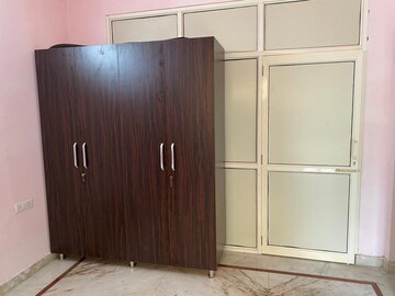 Room in 2 BHK Builder Floor at DLF City Phase III, Sector 24 – for Rent