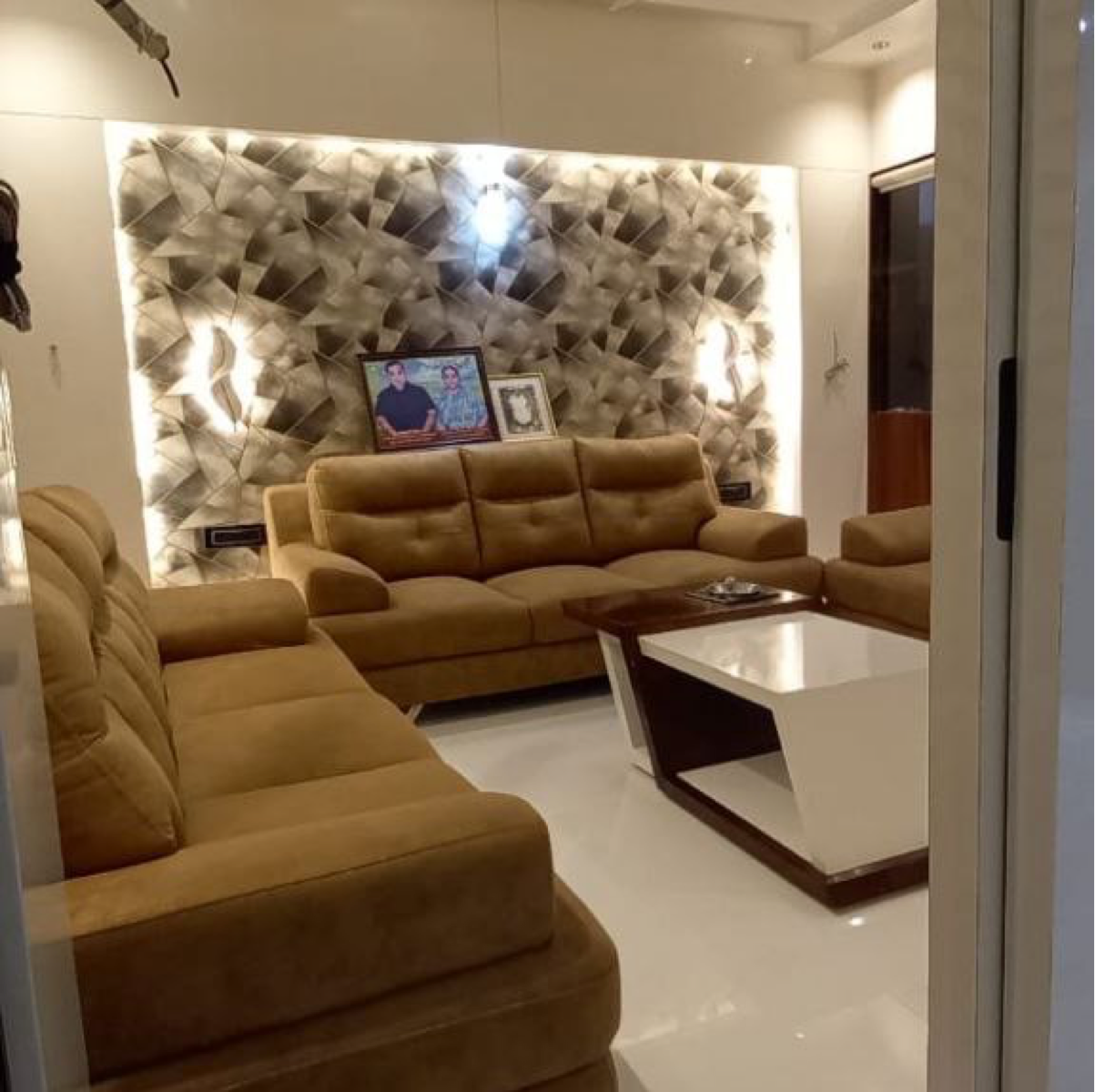 4 BHK + Pooja Room,Servant Room,Study Room,Extra Room Builder Floor For Sale in Bind Chimes Flate