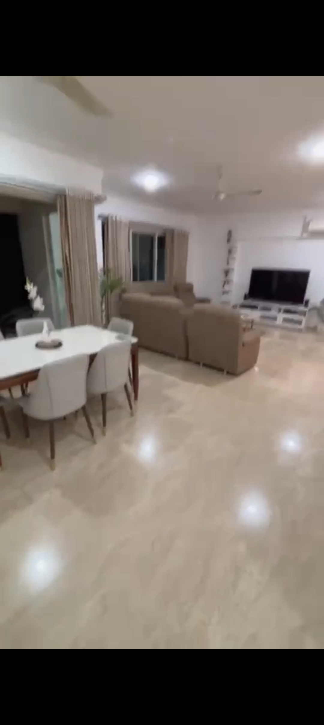 4 BHK + Pooja Room,Study Room,Extra Room Apartment For Sale in Hiranandani Meadows