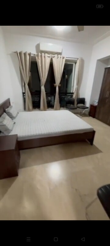Bedroom in 4 BHK Apartment at Hiranandani Meadows, Manpada – for Sale