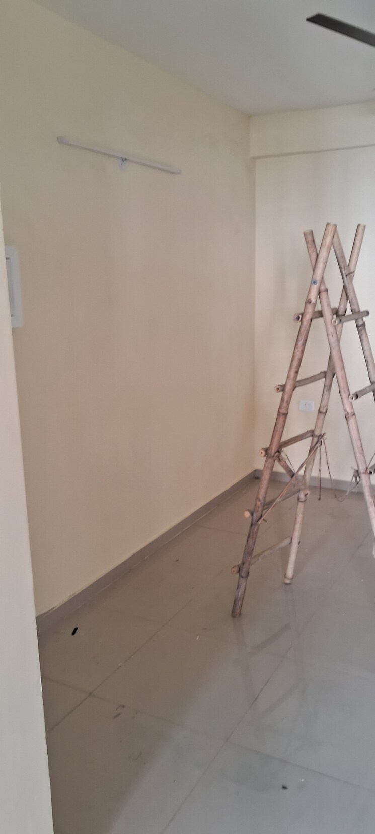 Room, paras-dews 2 Bedroom 1385 Sq.Ft. Apartment In Sector 106 Gurgaon 8186965