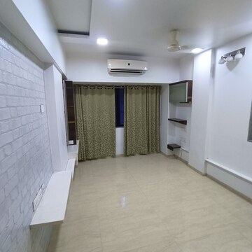 Room in 1 BHK Apartment at Sai Baba Complex, Aarey Colony – for Rent