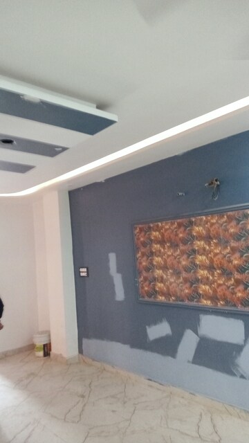 Furnished Amenities in 2 BHK Builder Floor at Burari – for Sale