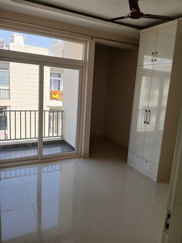 Building Lobby in 3 BHK Apartment at Jamuna Enclave, Ambala Highway – for Rent
