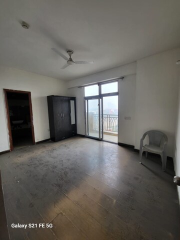 3 BHK Apartment For Sale in Mahagun Mywoods II, Sector 16c Greater Noida