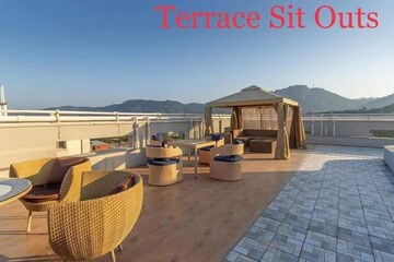 Parking in 3 BHK Apartment at Paramount Grande, Sarusajai – for Rent