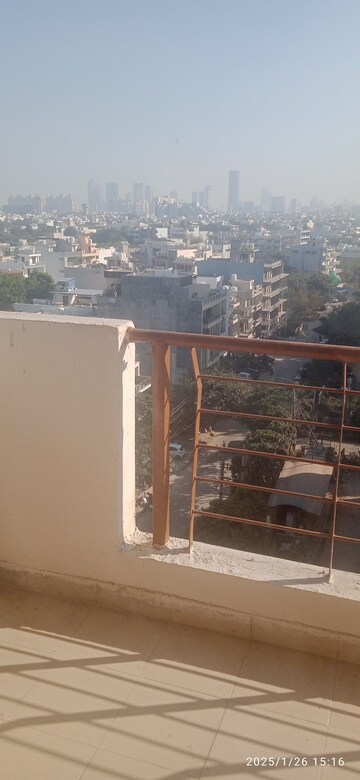 Furnished Amenities in 4 BHK Apartment at Urja Towers, Sector 47 – for Rent