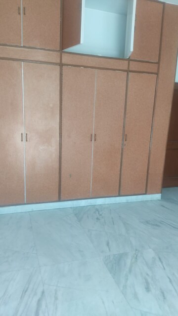 Room in 3.5 BHK Builder Floor at Sector 9 Panchkula – for Rent