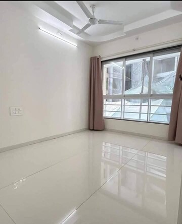 Room in 1 BHK Apartment at Sterling Heights Vasai East, Vasai East – for Sale